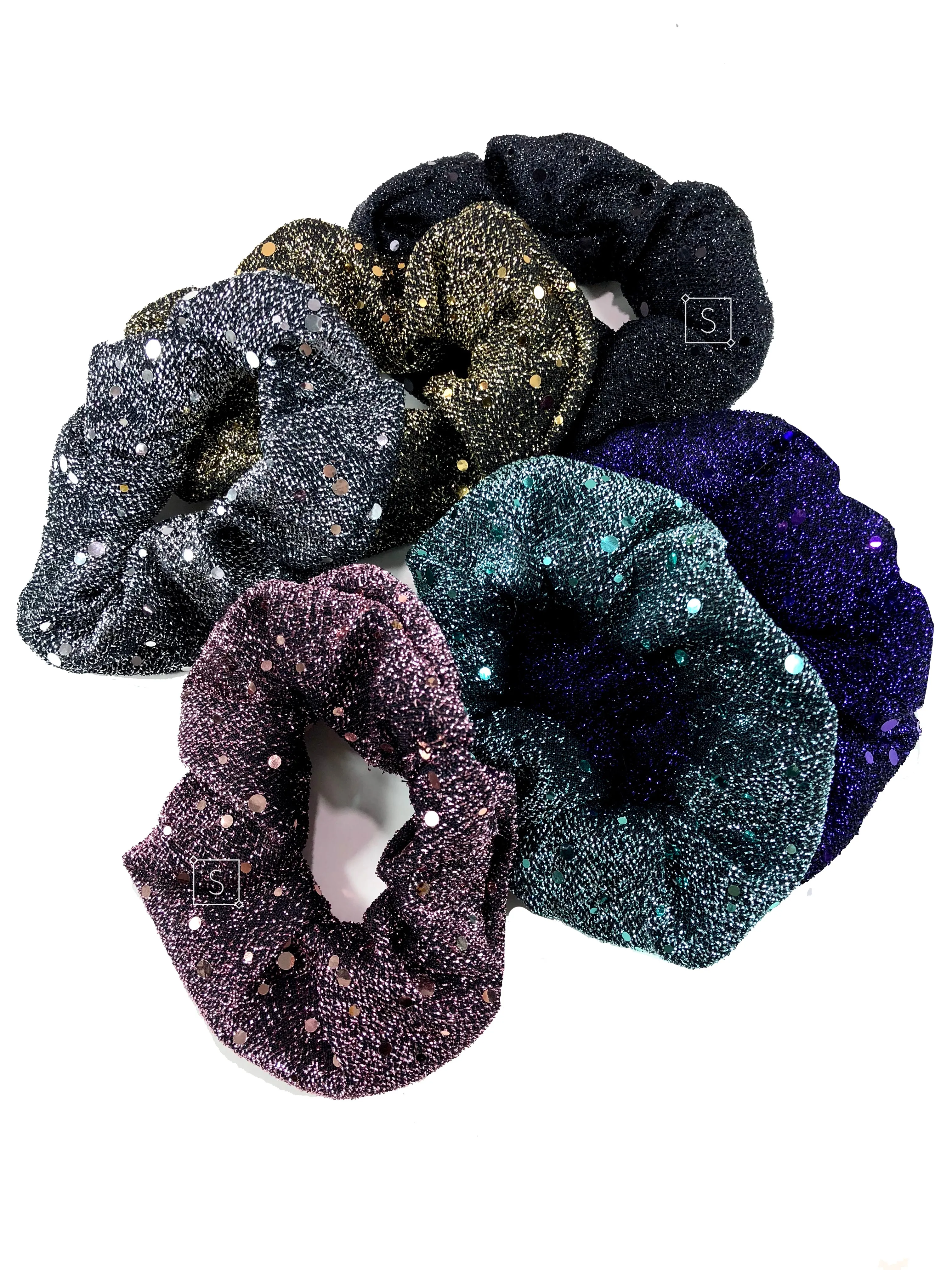 Akila Scrunchies