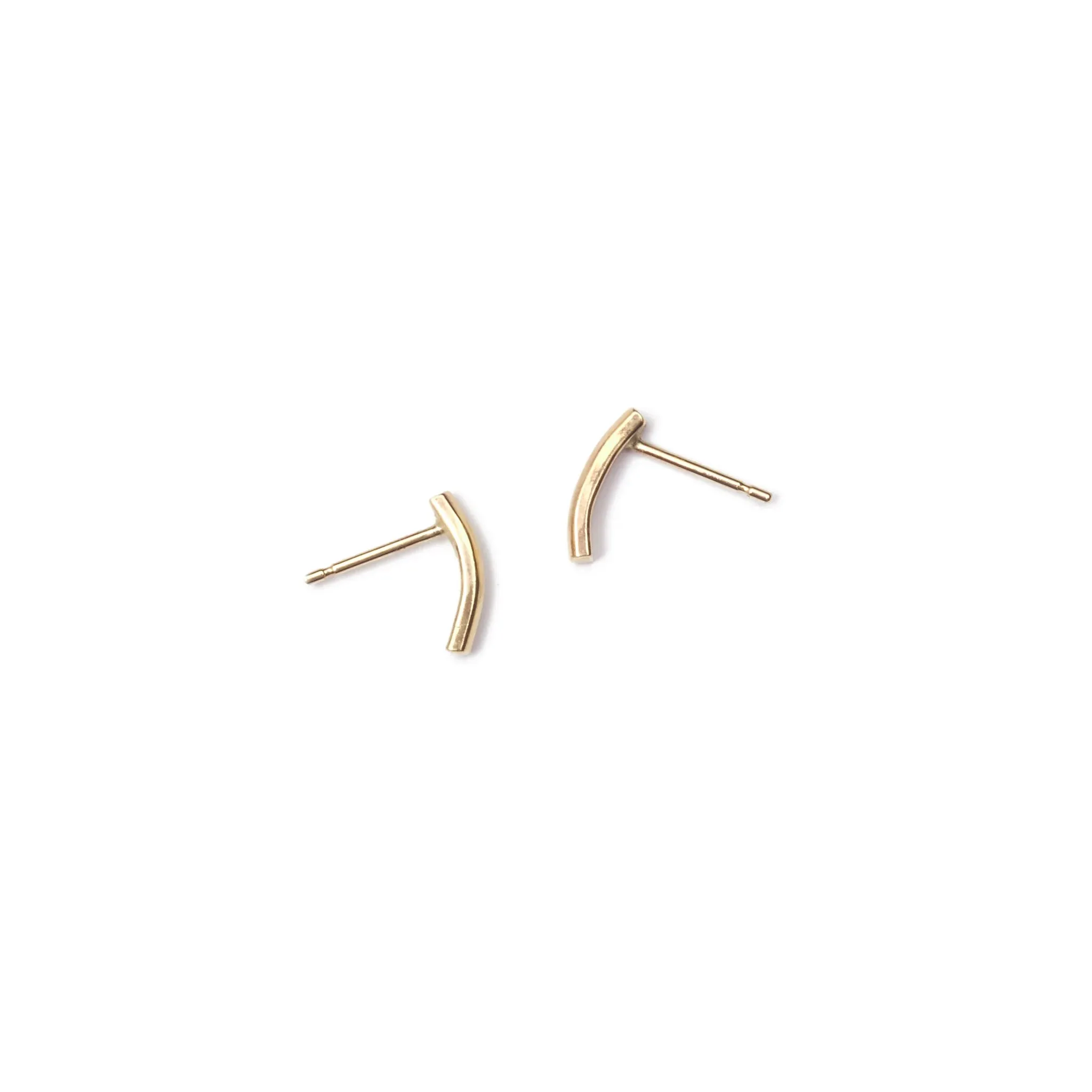 Curve Stud Earrings