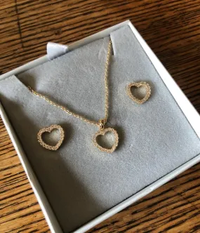 Gold Heart Necklace & Earring Jewellery Set