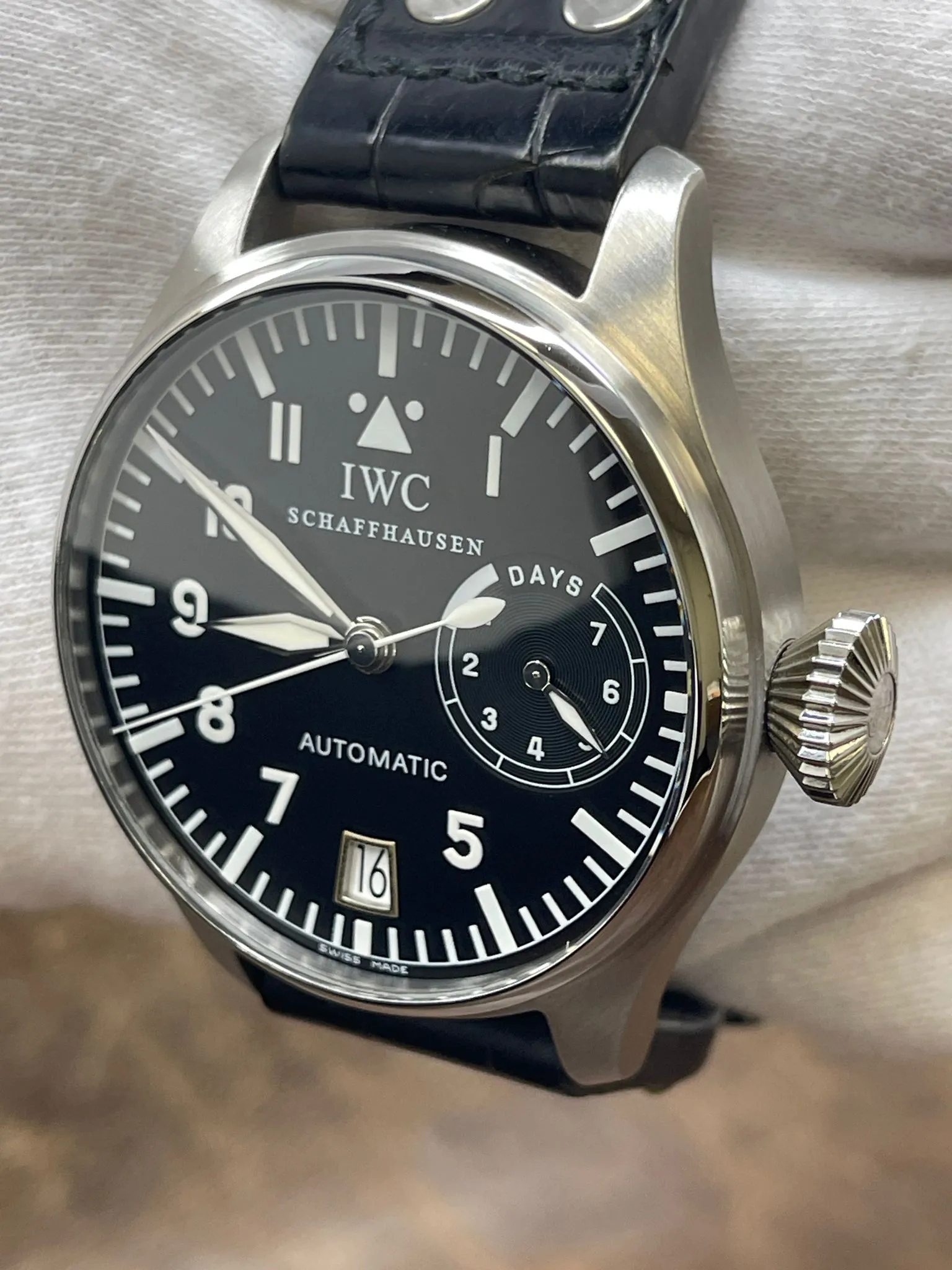 IWC Big Pilot Fish Crown IW5002 Black Dial Automatic Men's Watch