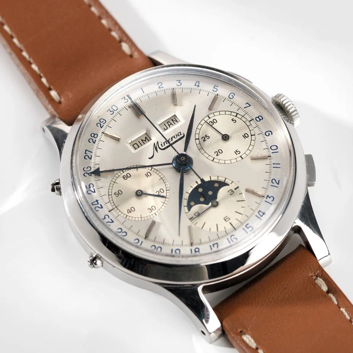 Minerva Triple Date Moonphase Chrono Valjoux 88 1950s