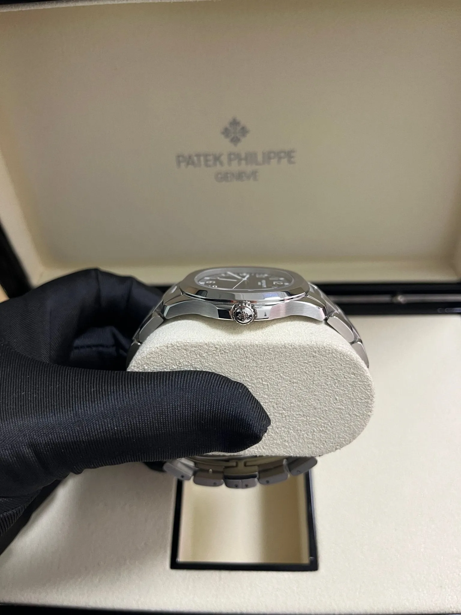 Patek Philippe Aquanaut Black Dial 5167/1A-001