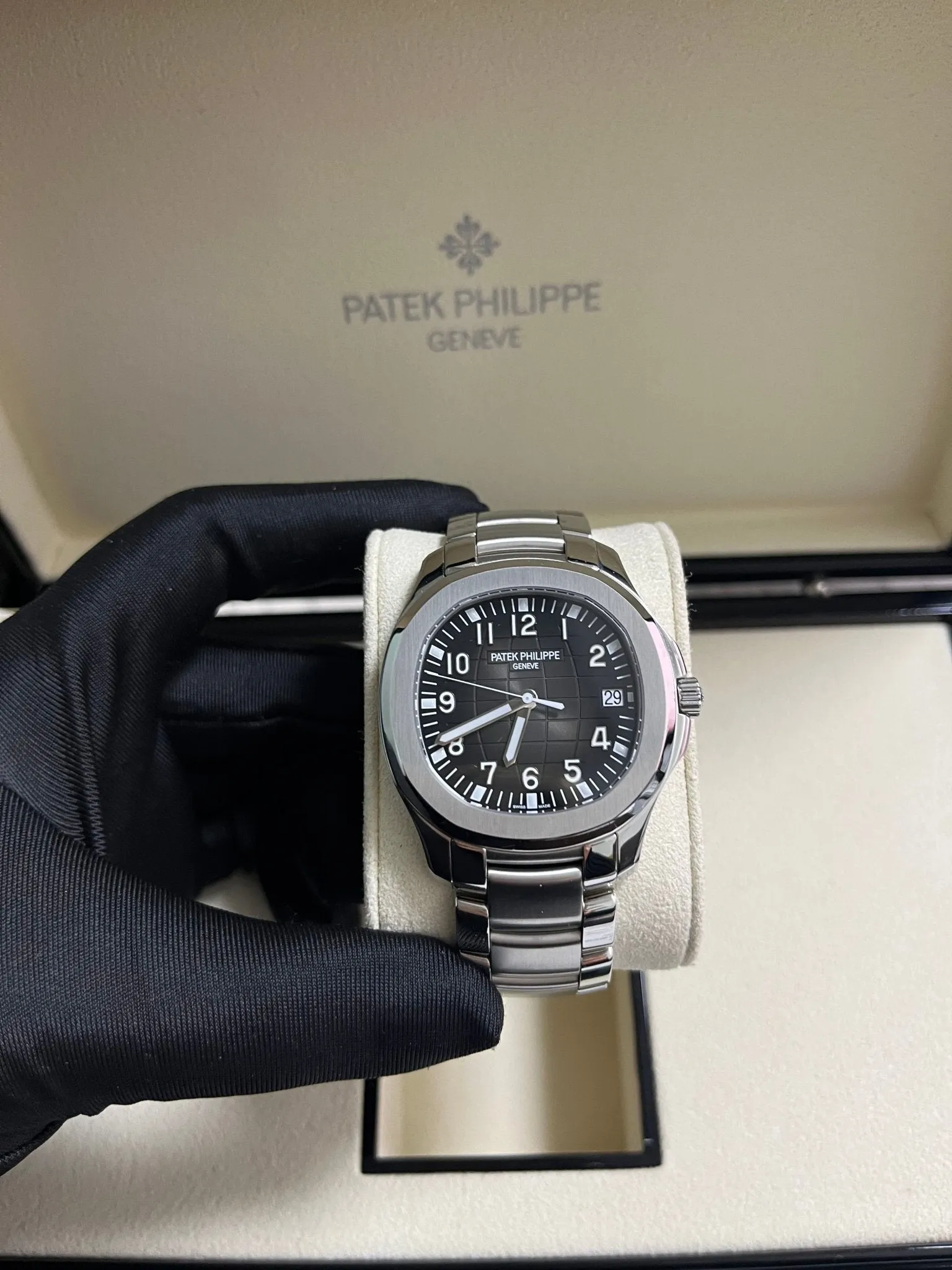 Patek Philippe Aquanaut Black Dial 5167/1A-001