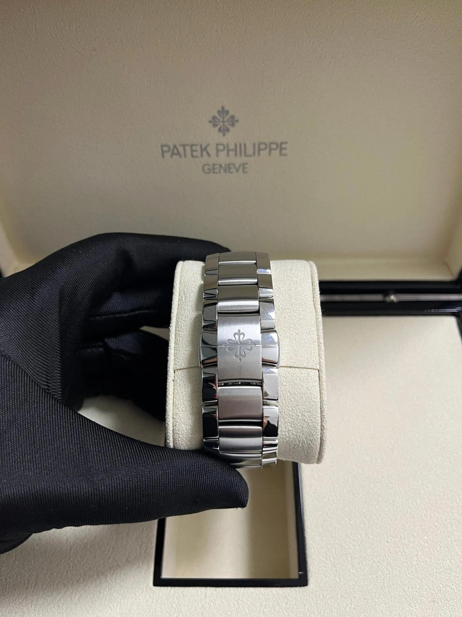 Patek Philippe Aquanaut Black Dial 5167/1A-001