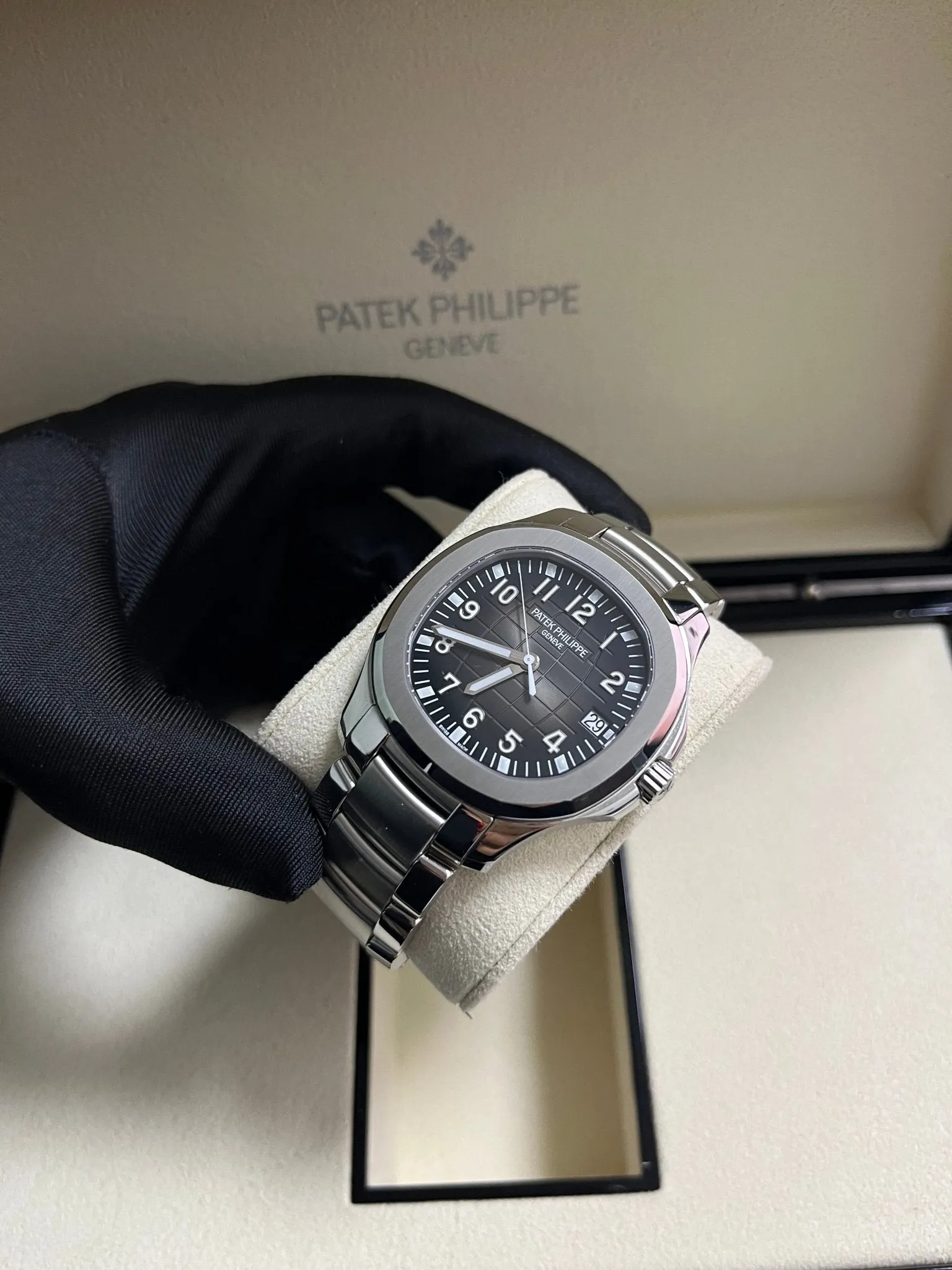 Patek Philippe Aquanaut Black Dial 5167/1A-001