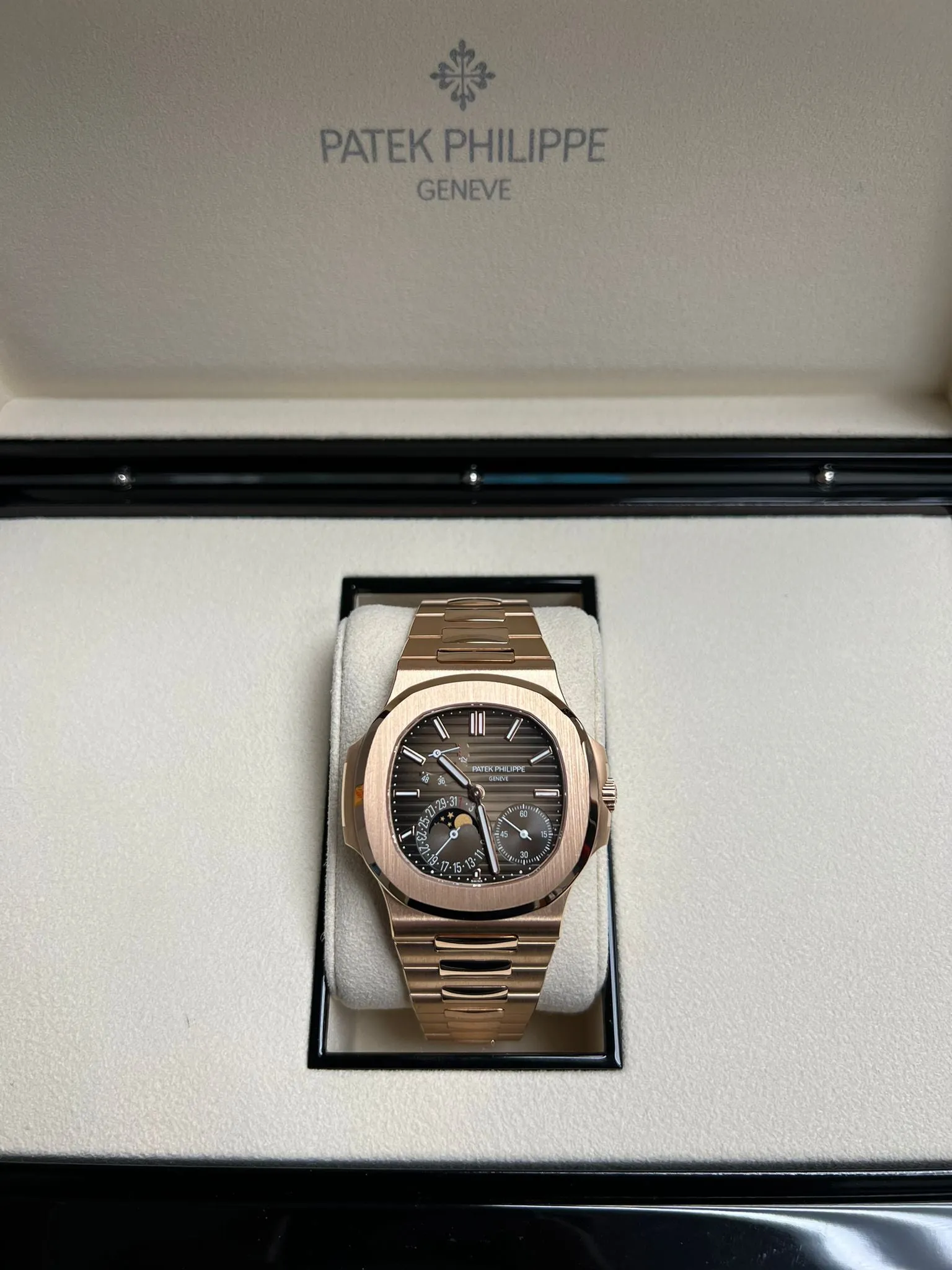 Patek Philippe Nautilus Moon Phase Rose Gold 40mm Black Dial 5712/1R NEW 2022