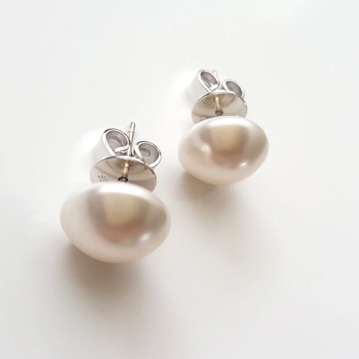 Pearl Stud Earrings Swarovski 10 mm | KJ-388E | Handmade Earrings