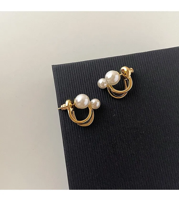 Two Pieces Gold Earrings with White Pearls