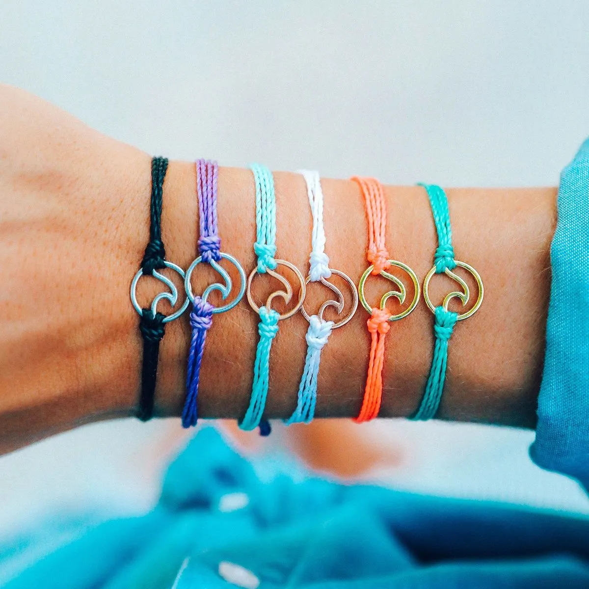 WAVE BRACELET SILVER CHARM | PURA VIDA